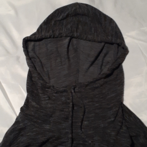 Shirt - Picture 4 of 4